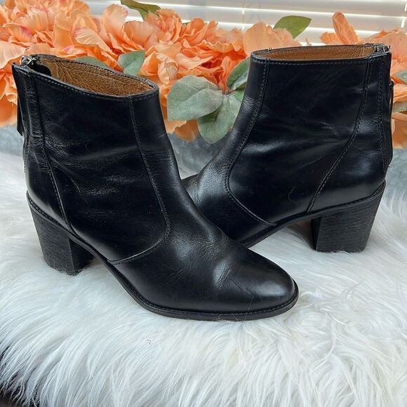 Madewell Ames Leather Ankle Bootie - Picture 2 of 11